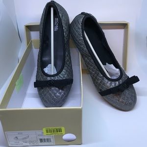 Michael Kors Girls Flats Size 5